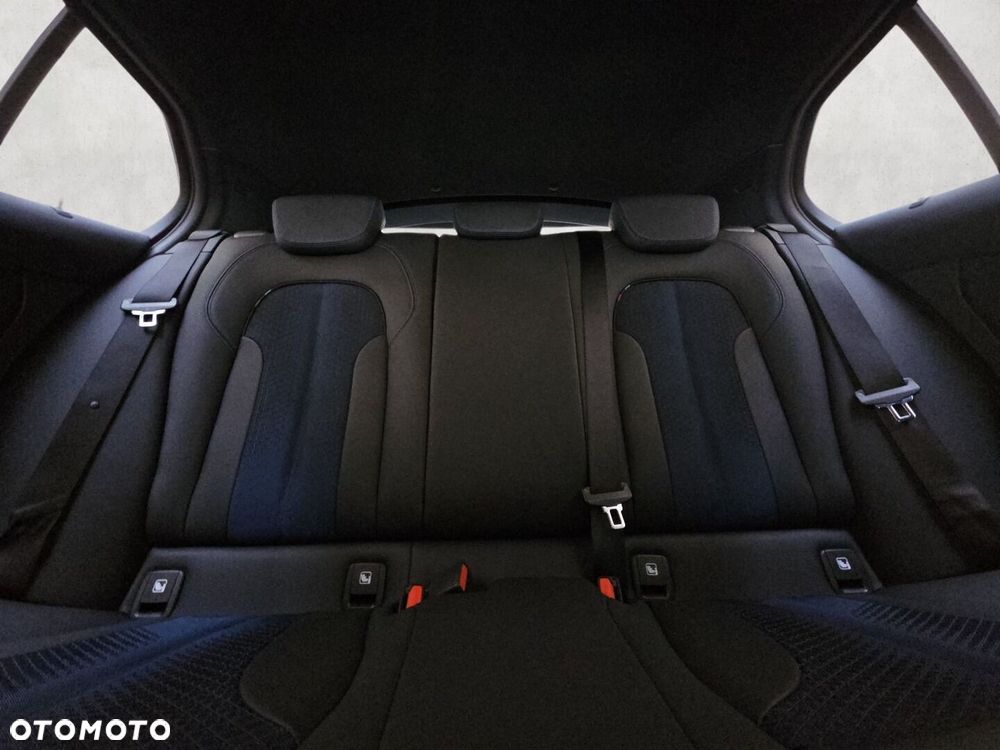 BMW Seria 1 - 25