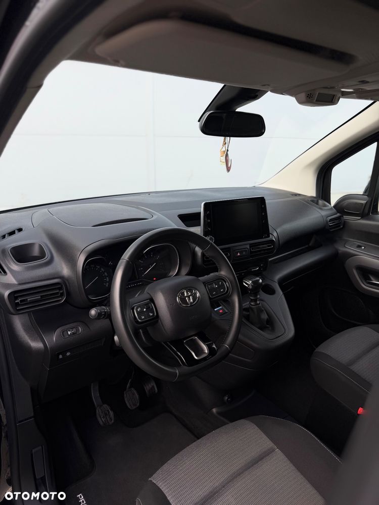 Toyota Proace City Verso 1.2 D-4T Family - 19