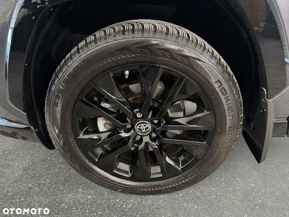 Toyota RAV4 - 11