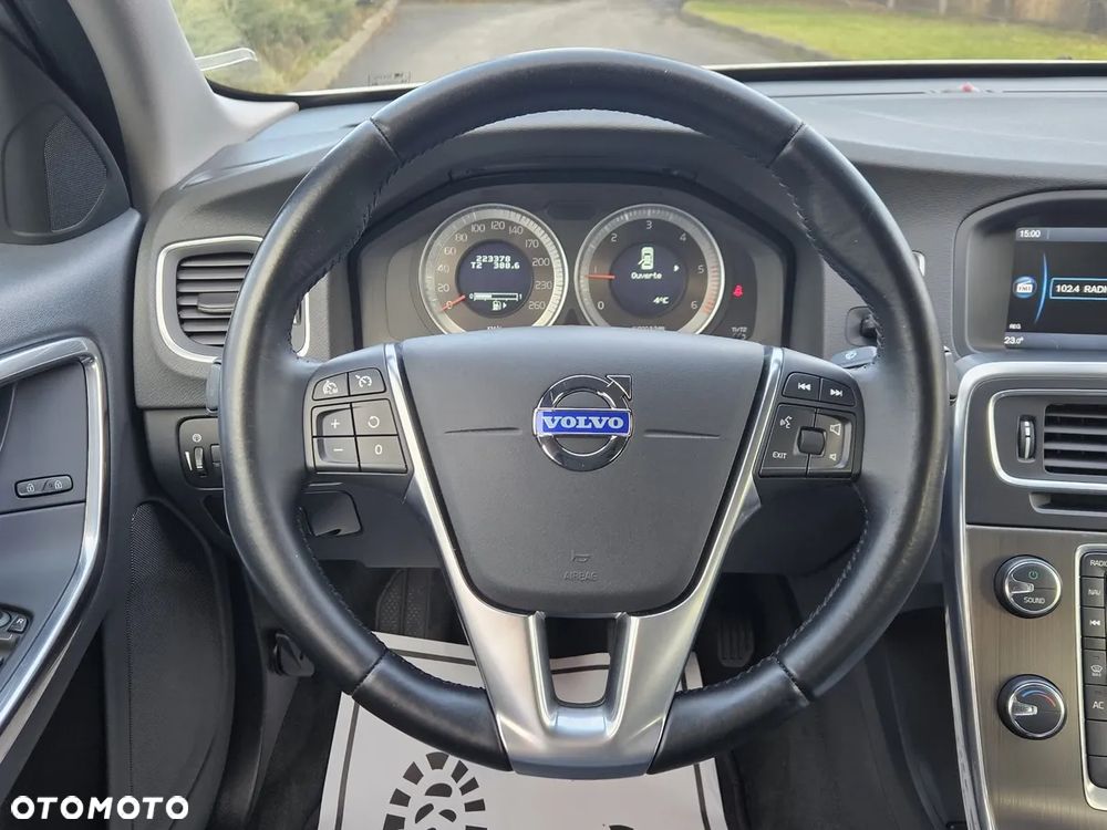 Volvo S60 DRIVe Momentum - 17