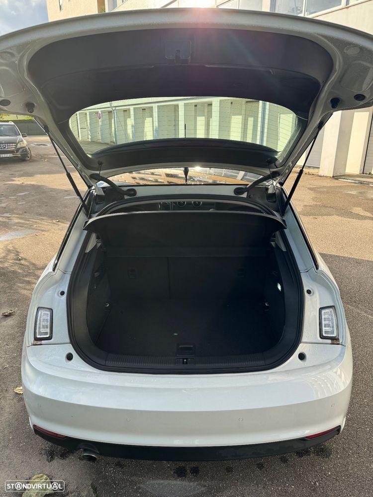 Audi A1 Sportback 1.4 TDI Design - 16