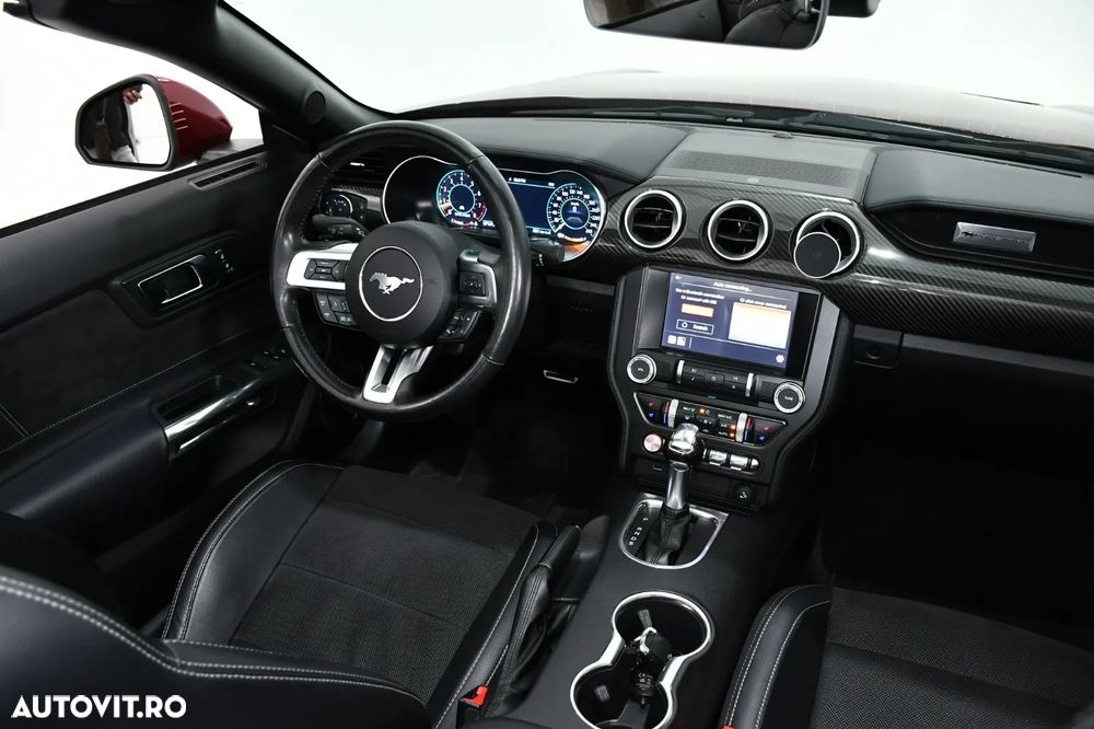 Ford Mustang - 12