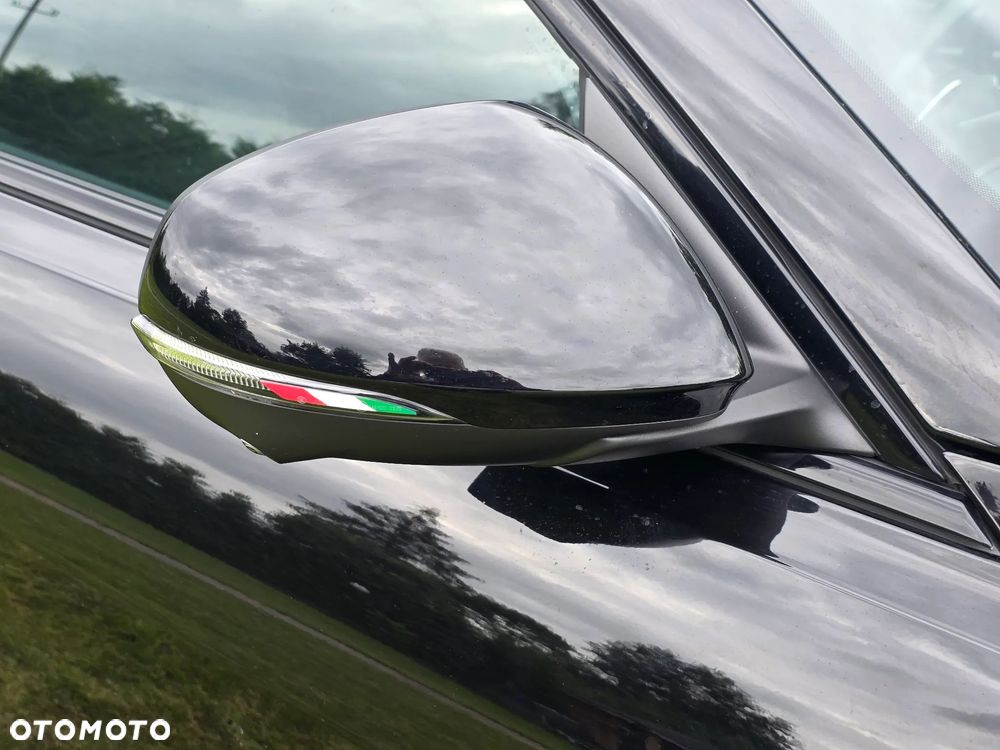 Alfa Romeo Tonale 1.5 T4 GSE mHEV Veloce DCT - 15