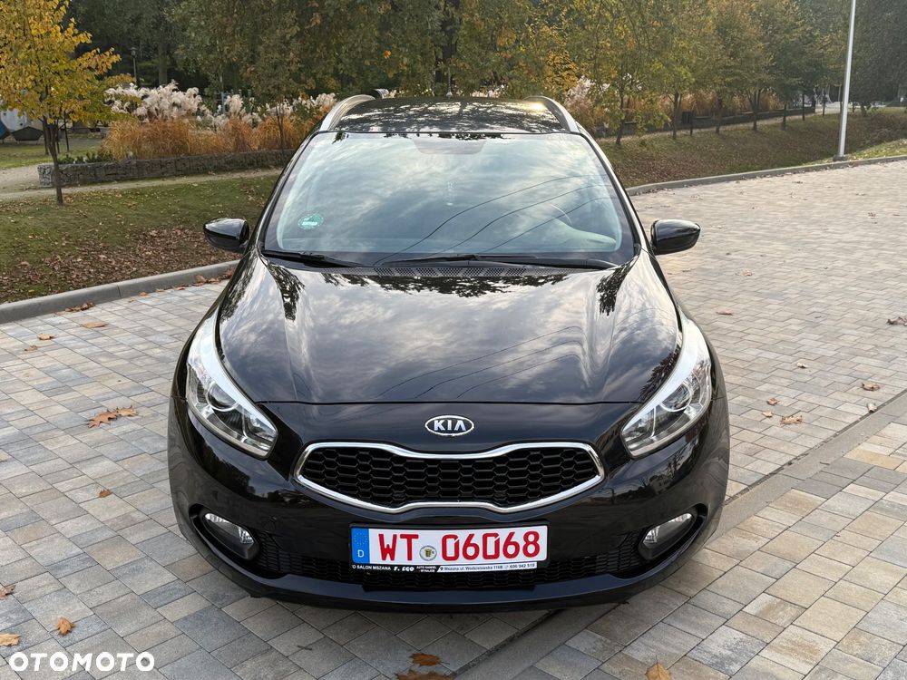 Kia Ceed 2013 photo 2