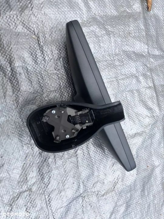 LUSTERKO CZARNE 3G0857511f octavia iii vrs lift - 2