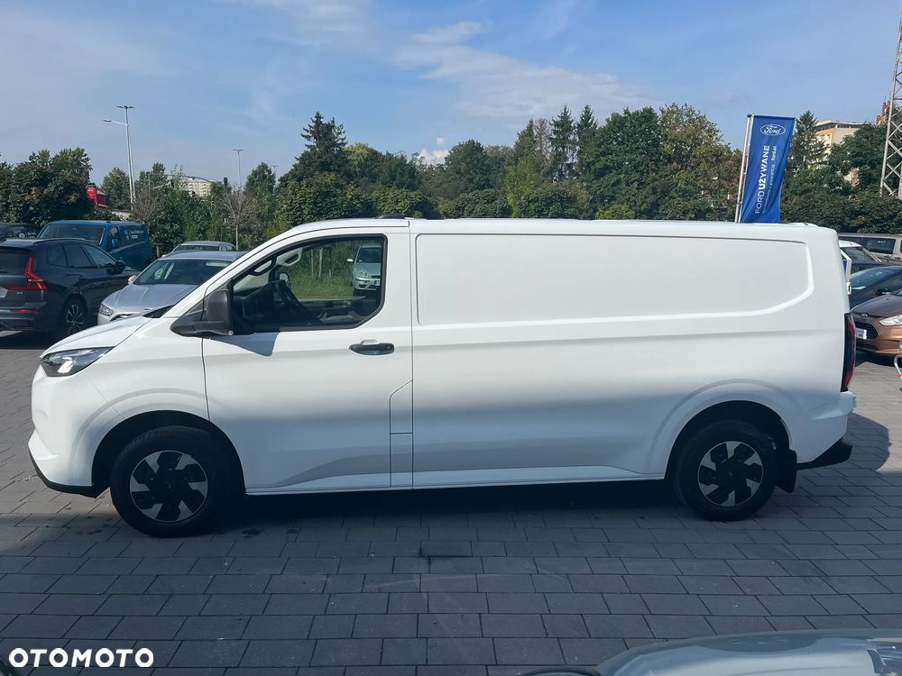 Ford Transit Custom - 10