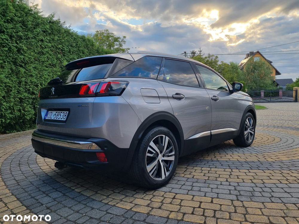 Peugeot 3008 1.6 PureTech Hybrid4 PHEV Allure S&S EAT8 - 3