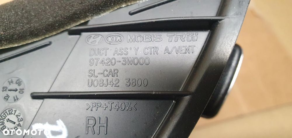 Kratka nawiewu powietrza prawy przód przednia prawa Kia Sportage III 97420-3W000 - 6