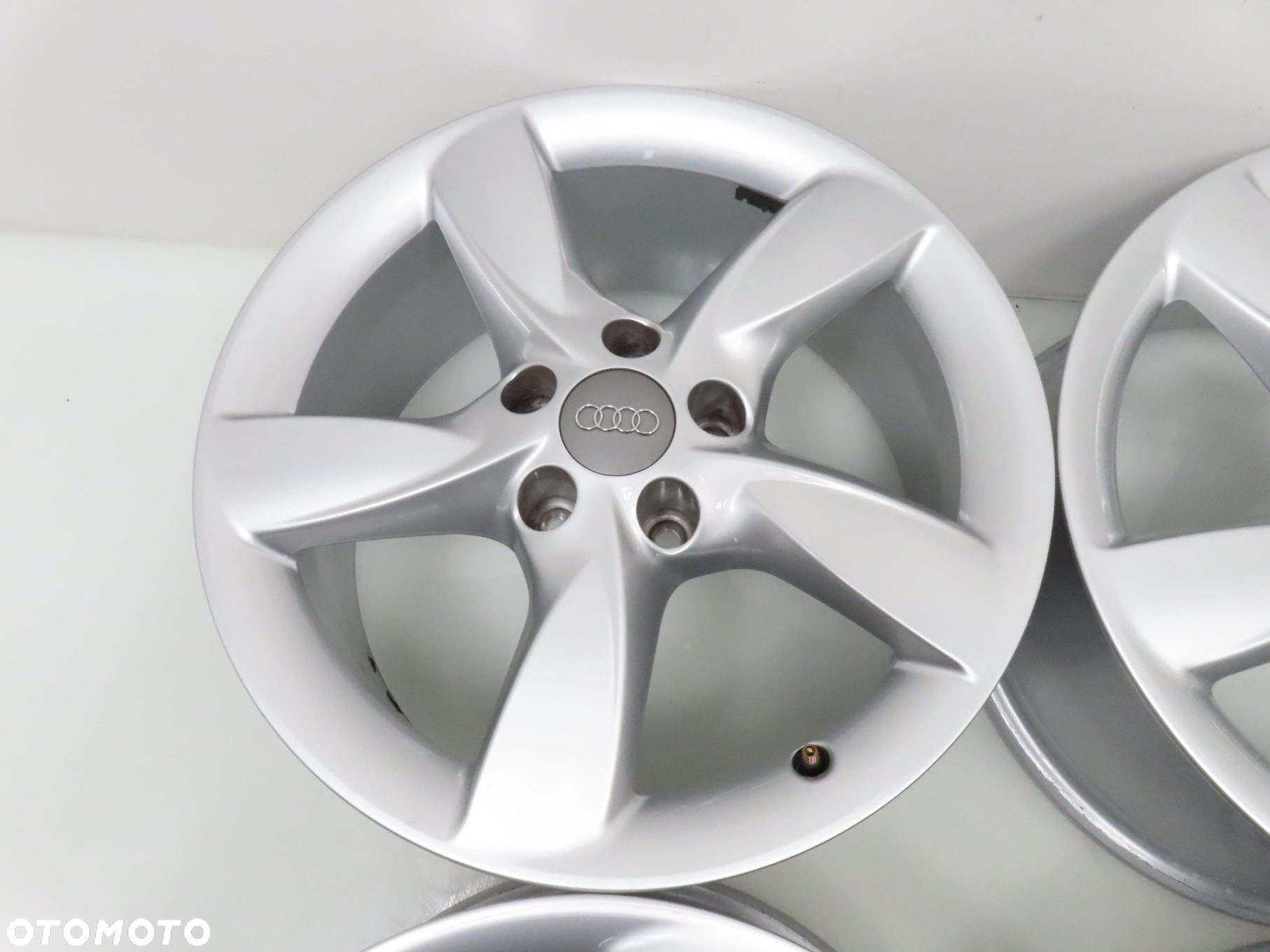 Alufelgi 17'' Audi A4 A6 5x112 7,5J ET37 4G0071497 - 8