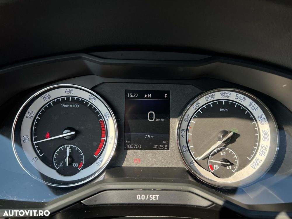 Skoda Superb 2.0 TSI 4X4 DSG Laurin & Klement - 7