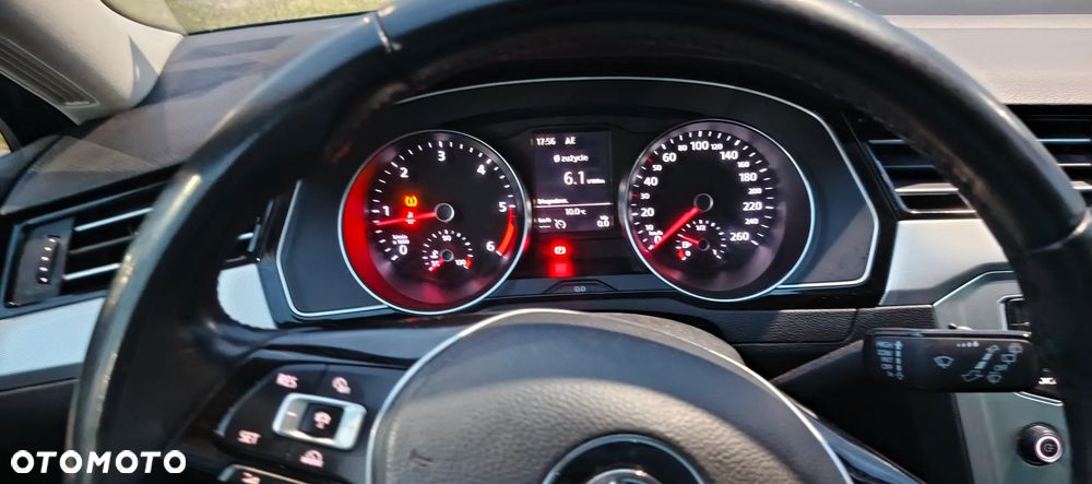 Volkswagen Passat - 24