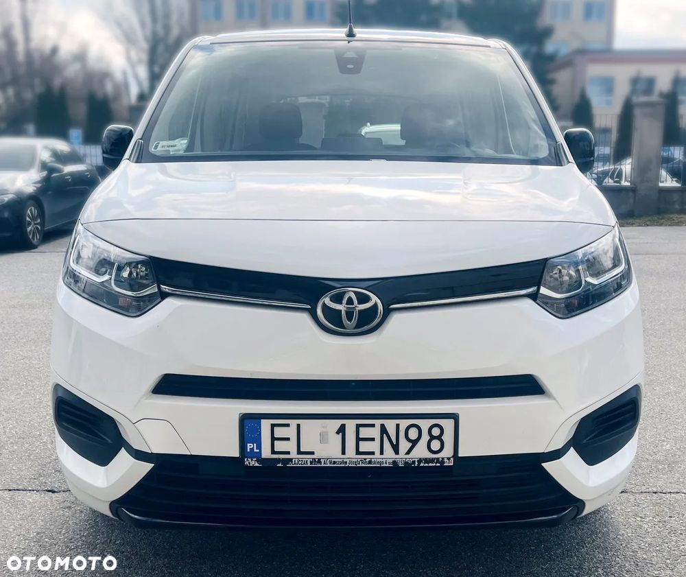 Toyota Proace City Verso 1.5 D-4D Family - 3