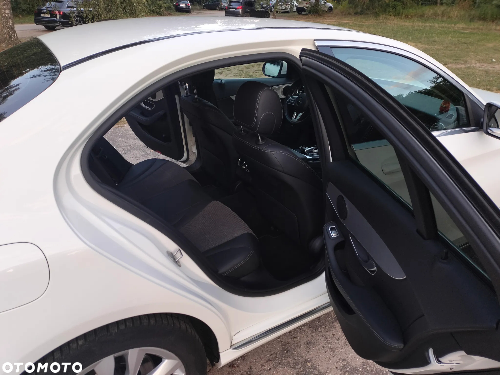 Mercedes-Benz Klasa C 220 d 9G-TRONIC - 21