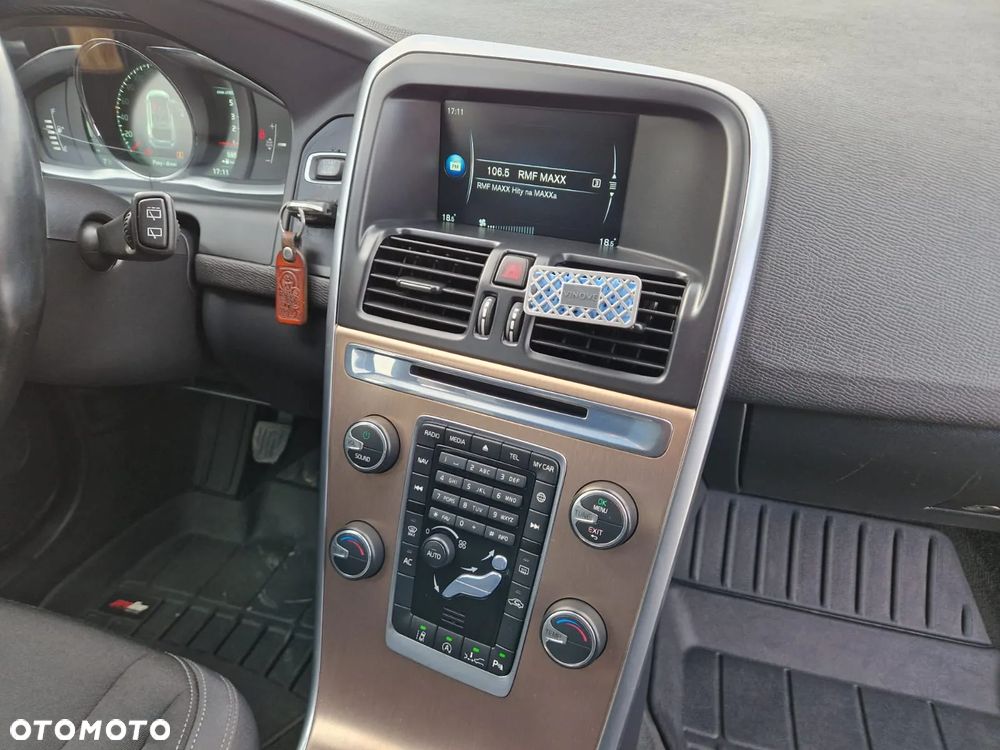 Volvo XC 60 D3 Summum - 8