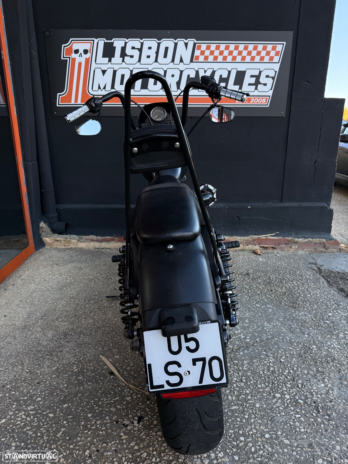 Harley-Davidson XL IRON - 12