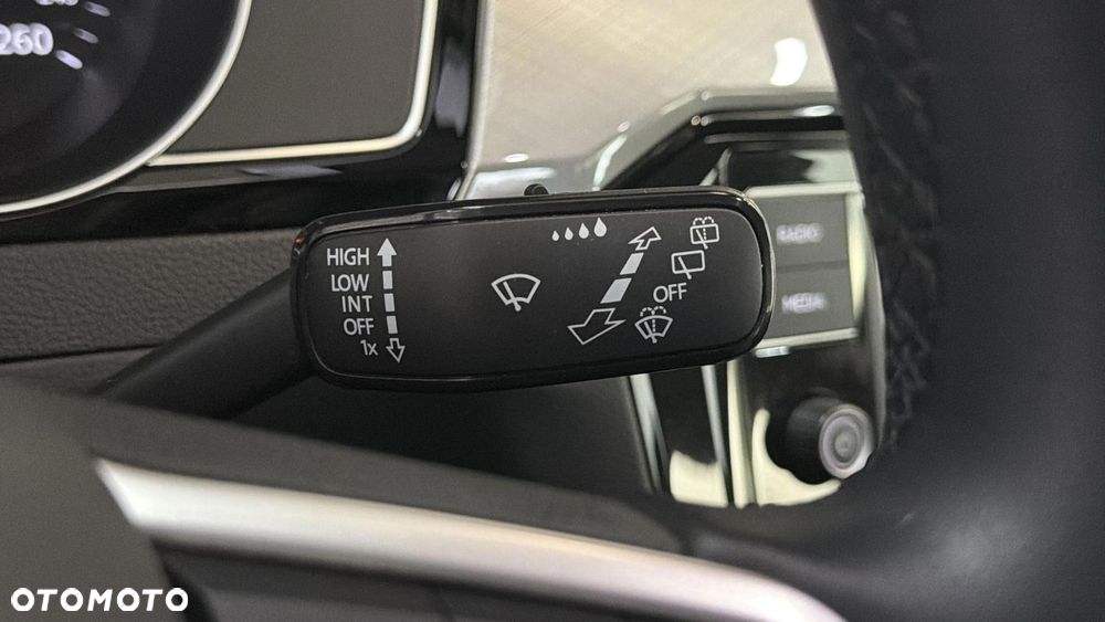 Volkswagen Passat 2.0 TDI EVO Business - 26