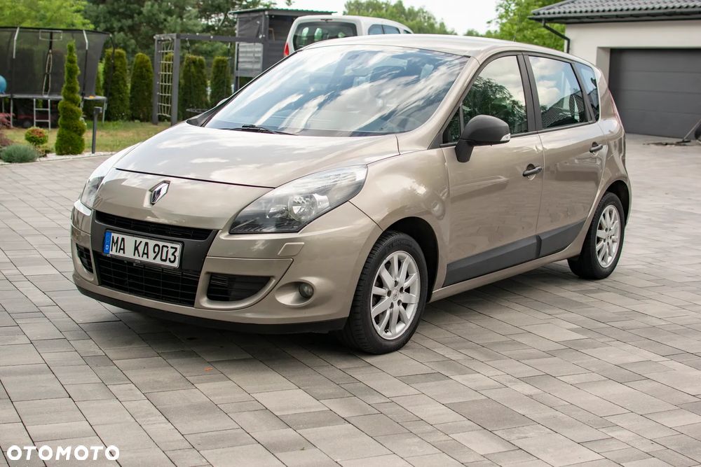Renault Scenic - 26