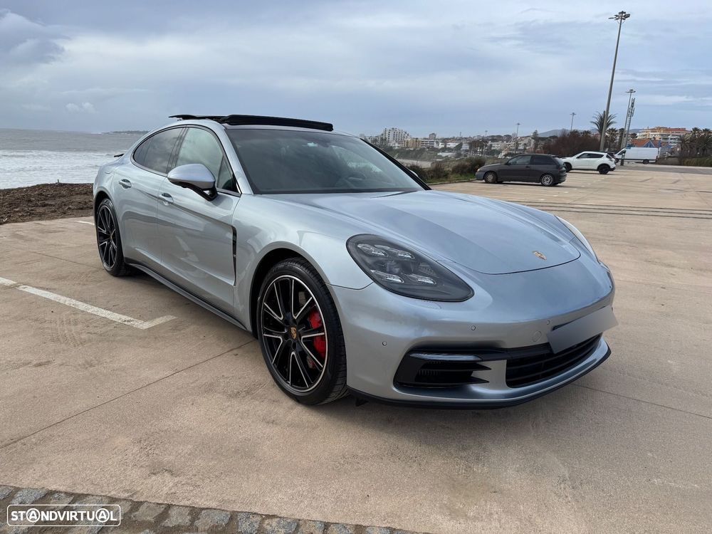 Porsche Panamera 4 E-Hybrid Platinum Edition com PDLS - 4