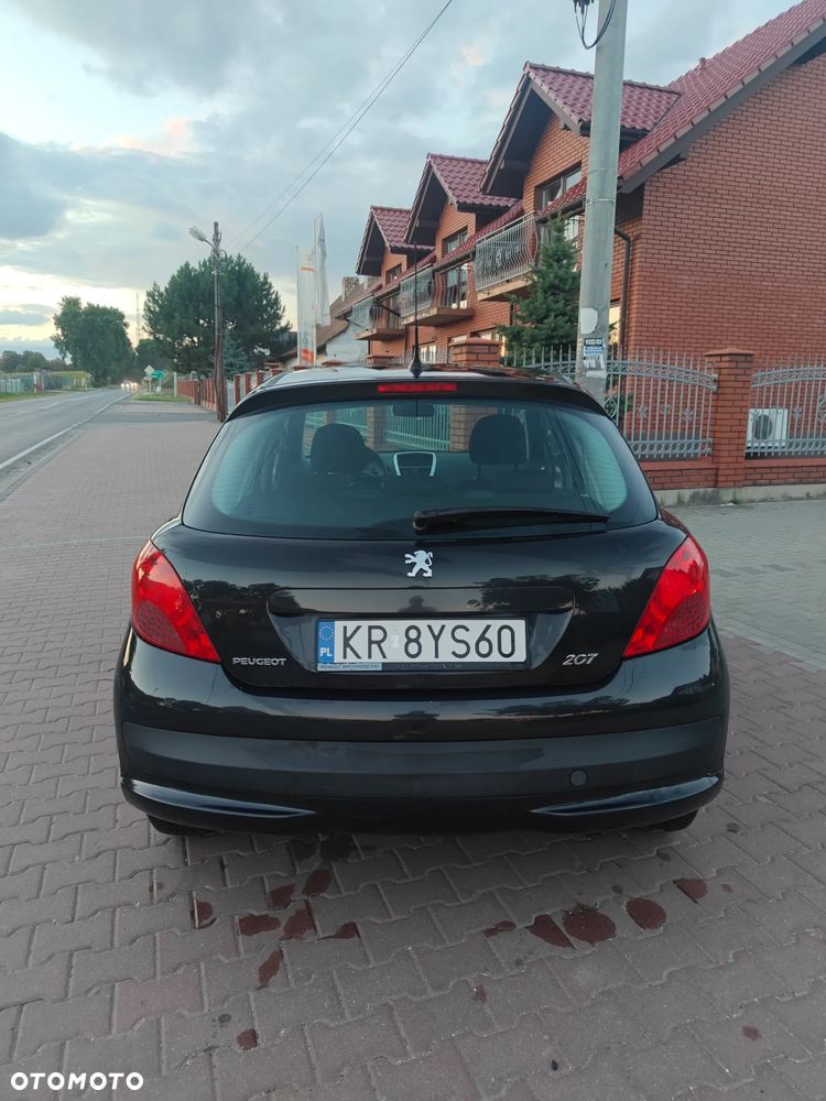 Peugeot 207 1.4 16V Trendy - 6