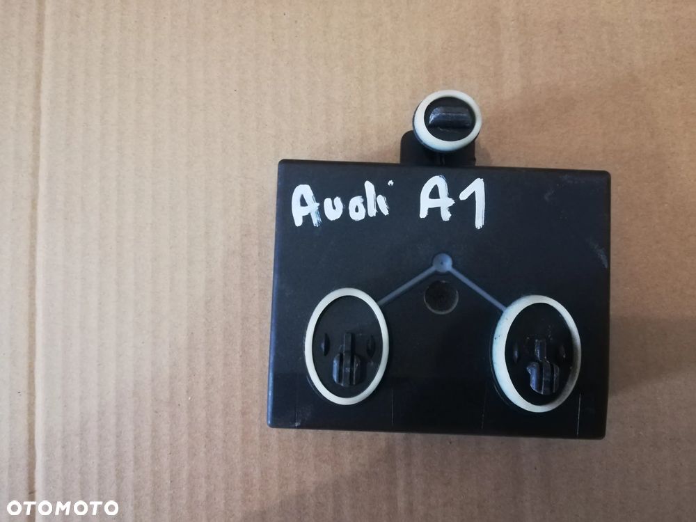 AUDI A1 8X MODUŁ DRZWI LEWY PRZÓD 8X0959792K - 2