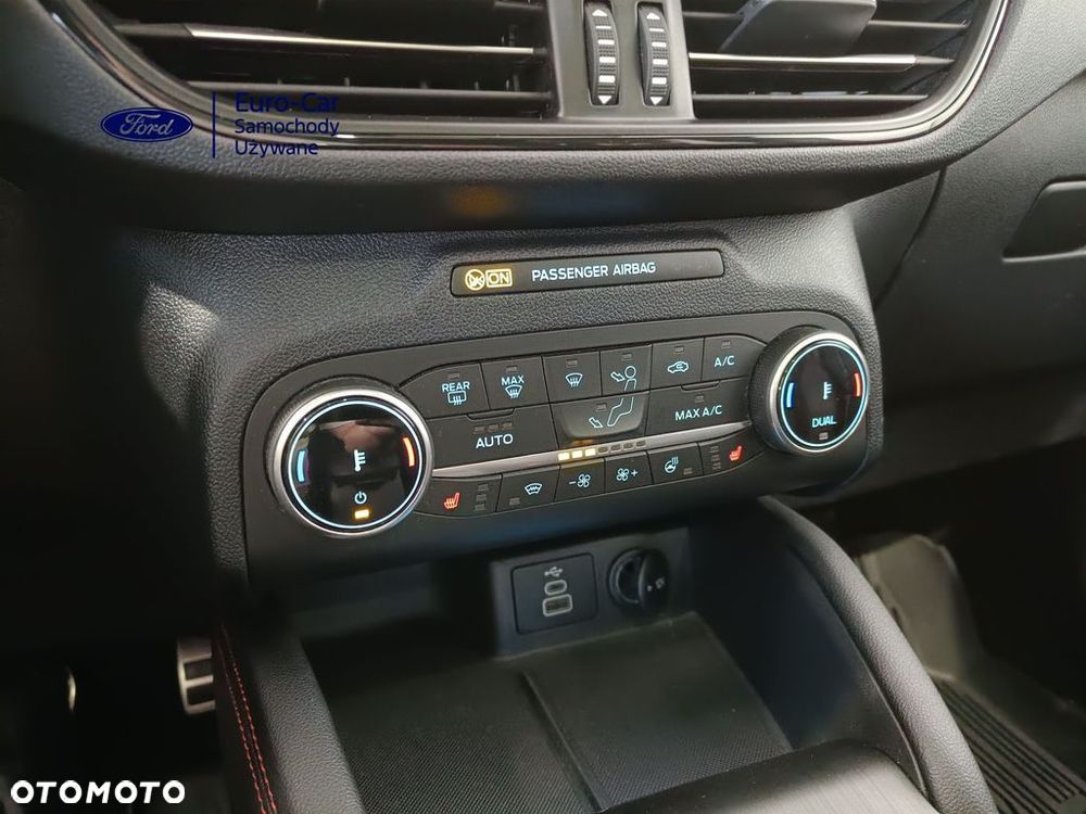 Ford Kuga 2.5P PHEV FWD ST-Line X - 23