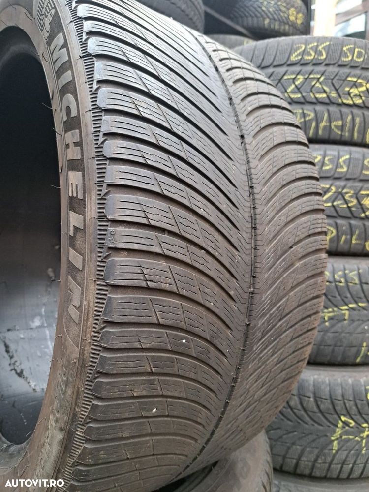 O anvelopa  325/35 R22 Michelin - 4
