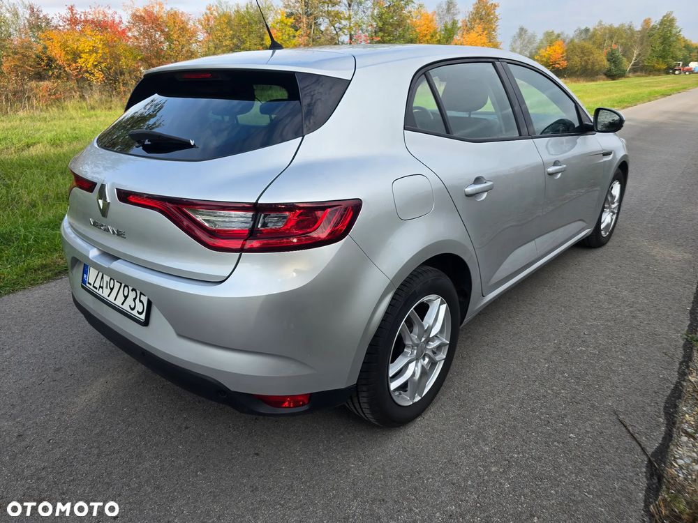 Renault Megane 2019 photo 5