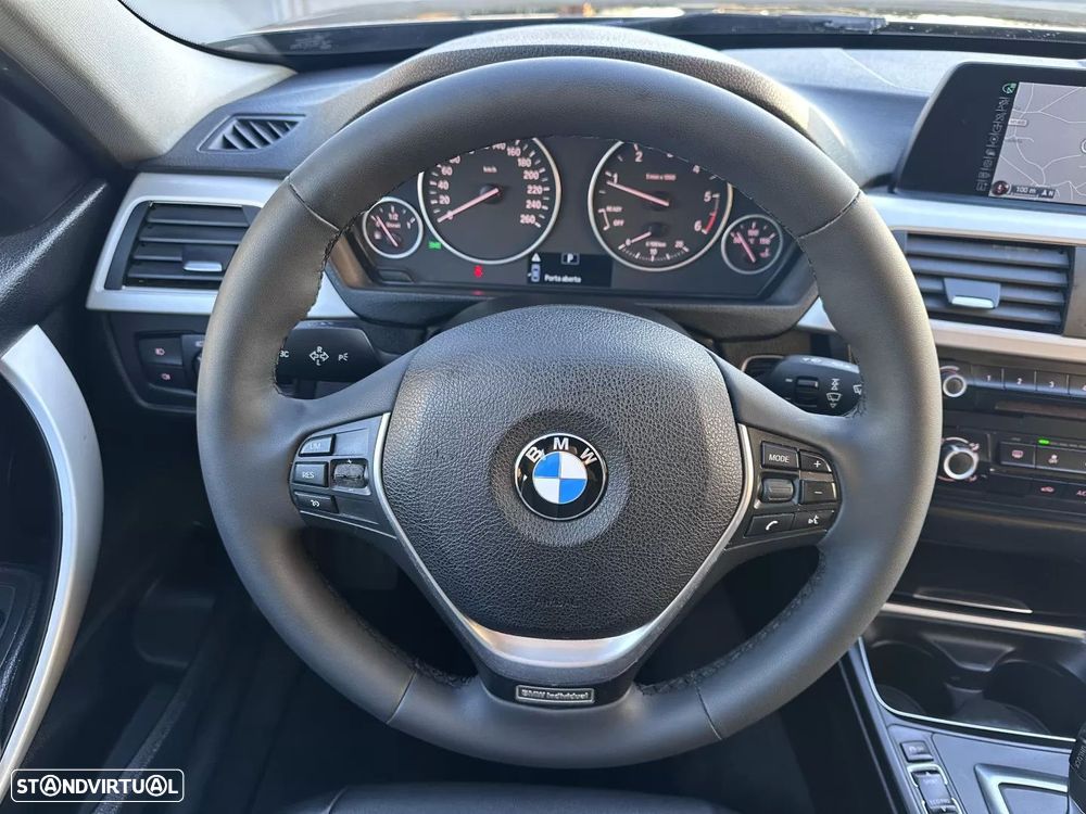 BMW 318 d Aut. Sport Line - 41