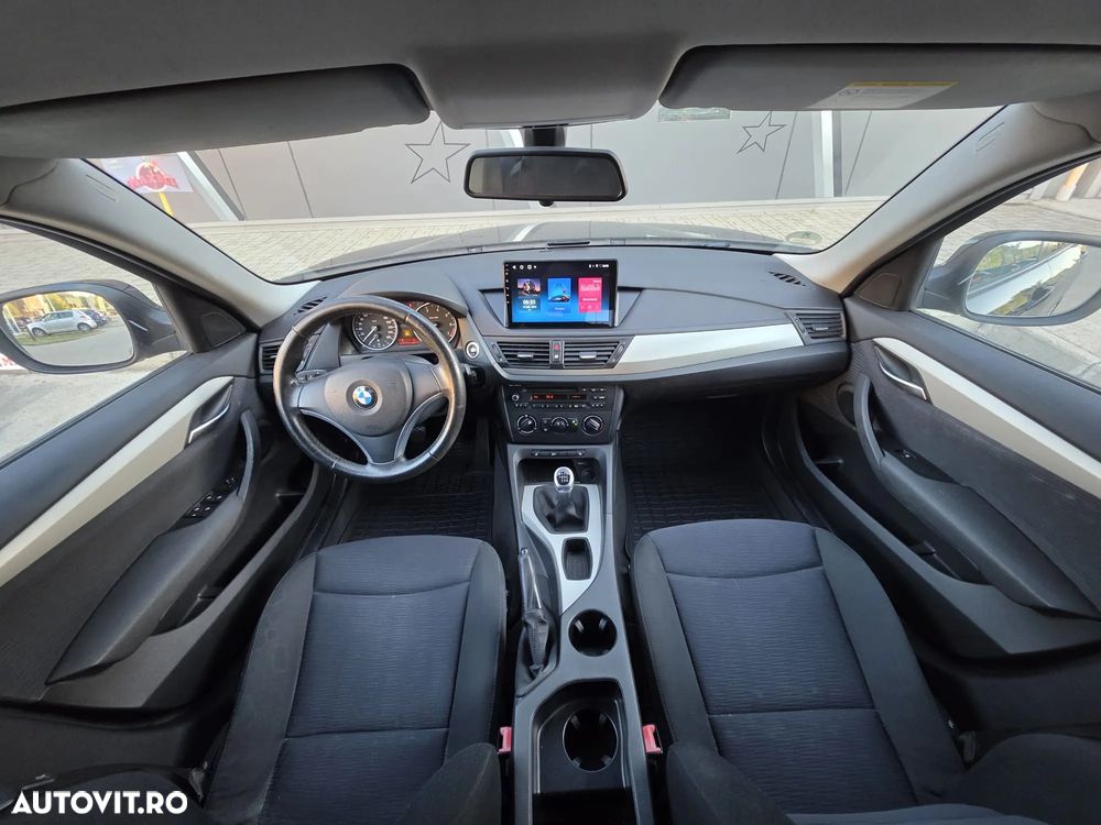 BMW X1 sDrive18i xLine - 8