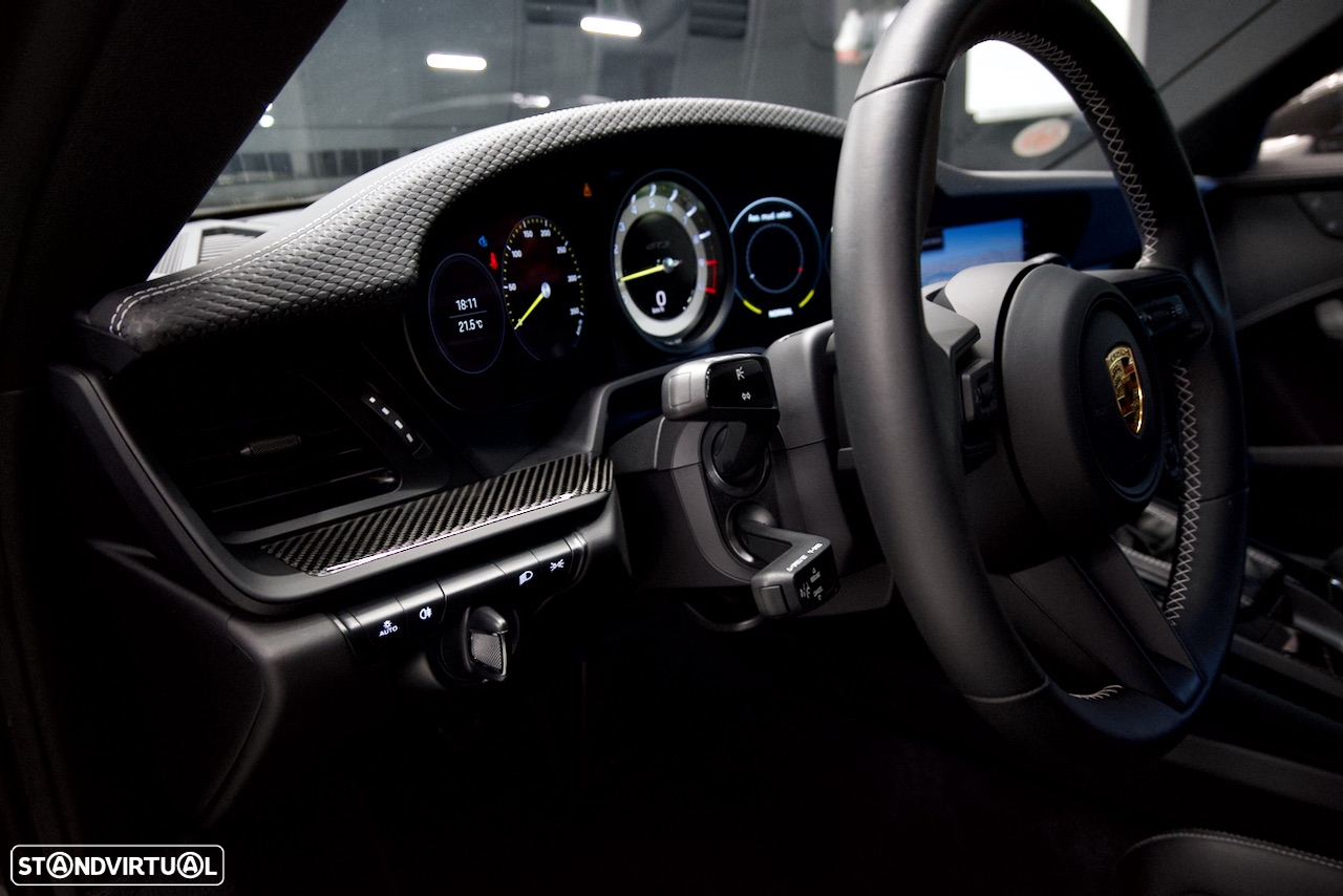 Porsche 911 (992) GT3 Touring Package - 28