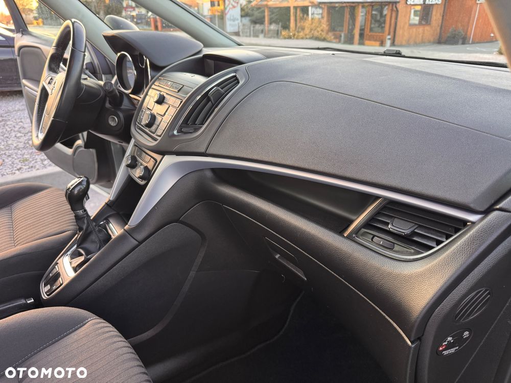 Opel Zafira Tourer 1.4 Turbo ecoFLEX Start/Stop Active - 22