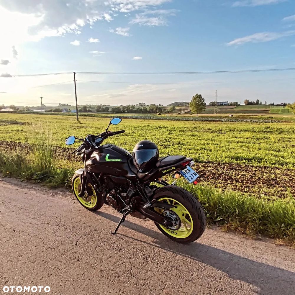 Yamaha MT - 1