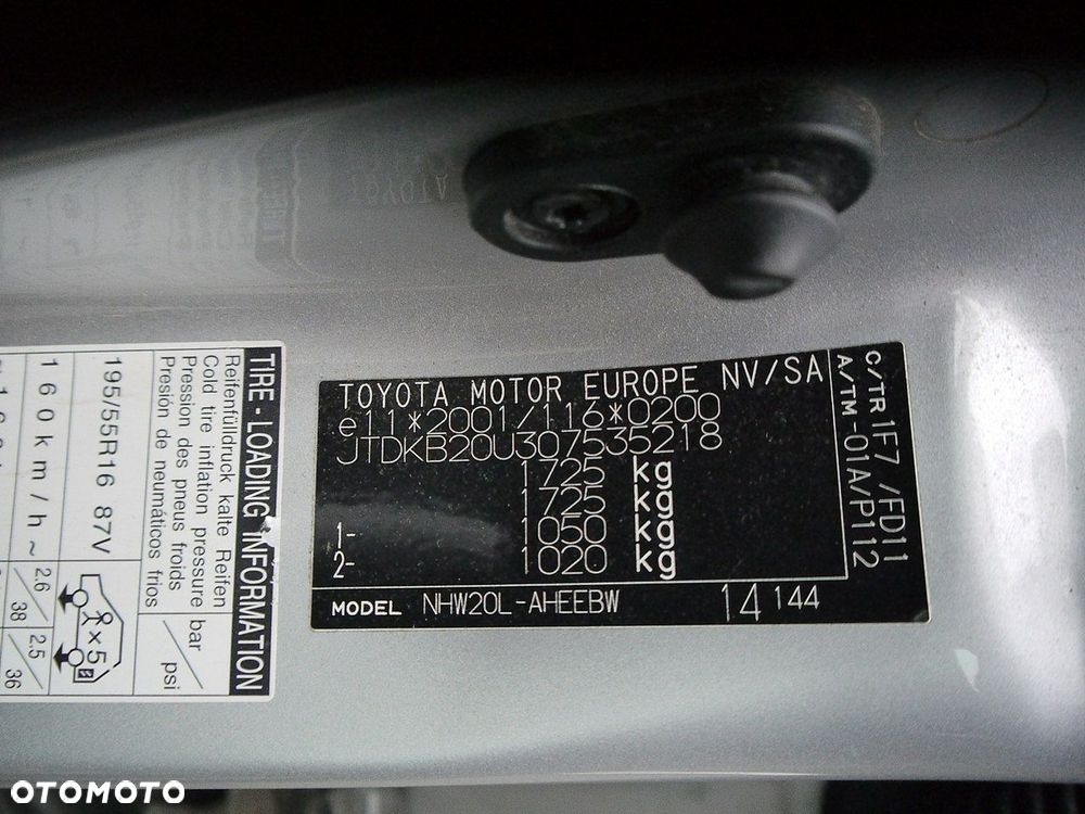 Toyota Prius 1.5 VVT-i Sol - 36