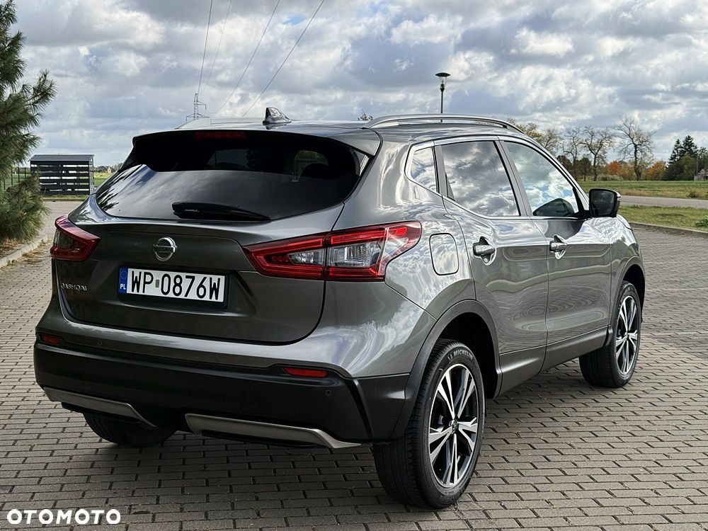 Nissan Qashqai 1.6 dCi Tekna S&S - 16