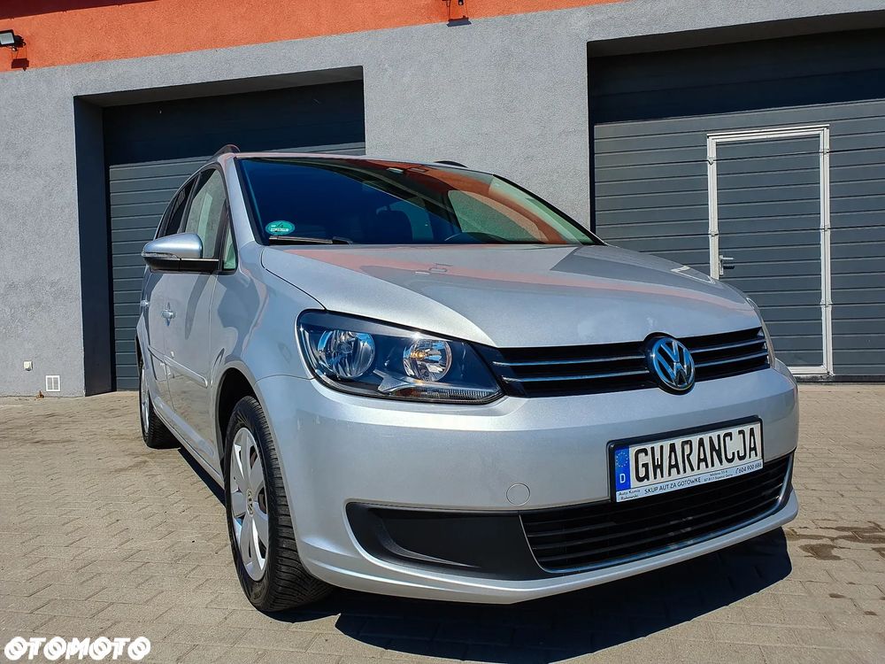 Volkswagen Touran - 14