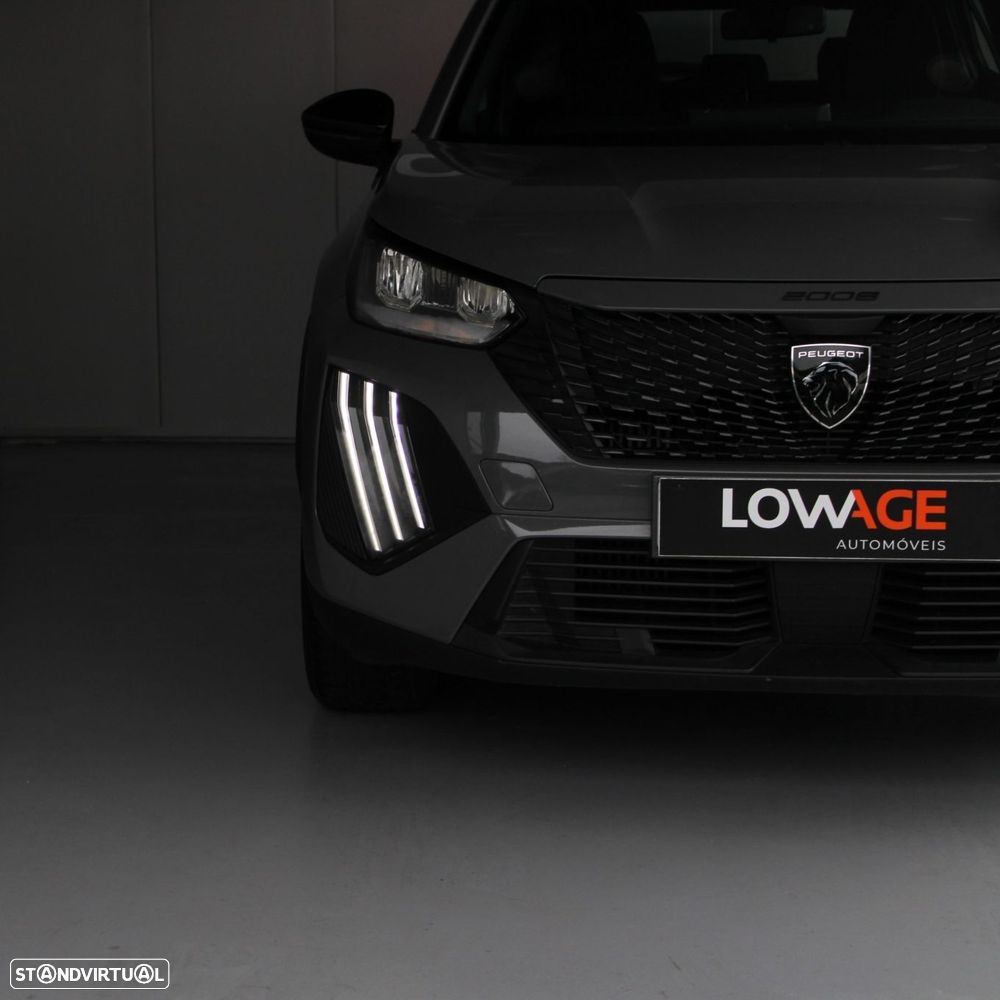 Peugeot 2008 1.2 PureTech Active Pack - 29