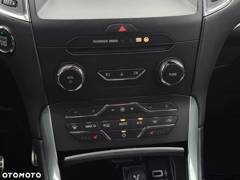 Ford S-Max 2.0 EcoBlue ST-LINE - 29