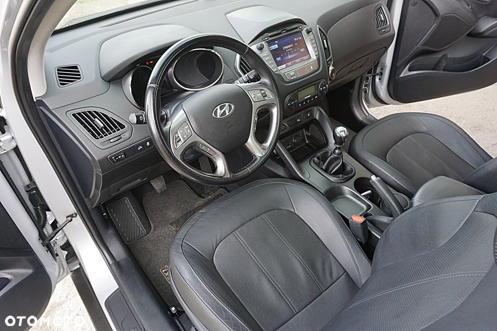 Hyundai ix35 2.0 GDI Premium 2WD - 21