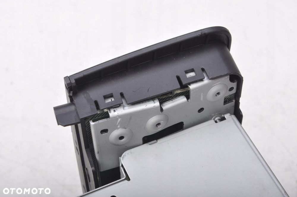 MERCEDES W176 RADIO NAWIGACJA A2469000516 - 7