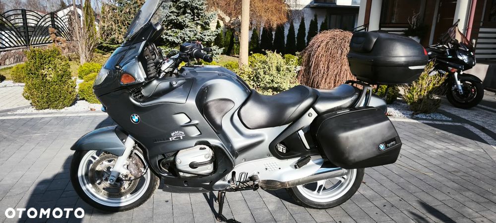 BMW R - 1