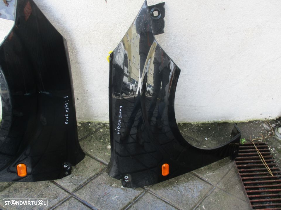 Guarda Lamas Ford Fiesta Esquerdo 2002 a 2005 - 3