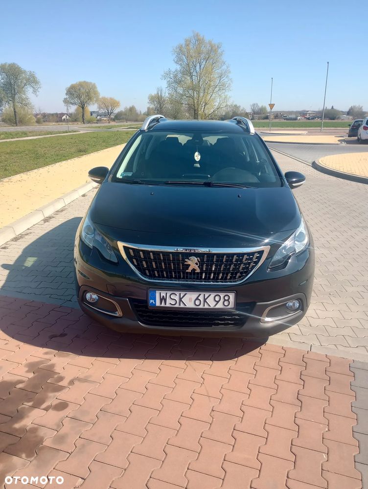 Peugeot 2008 BlueHDi 100 STOP & START Signature - 9