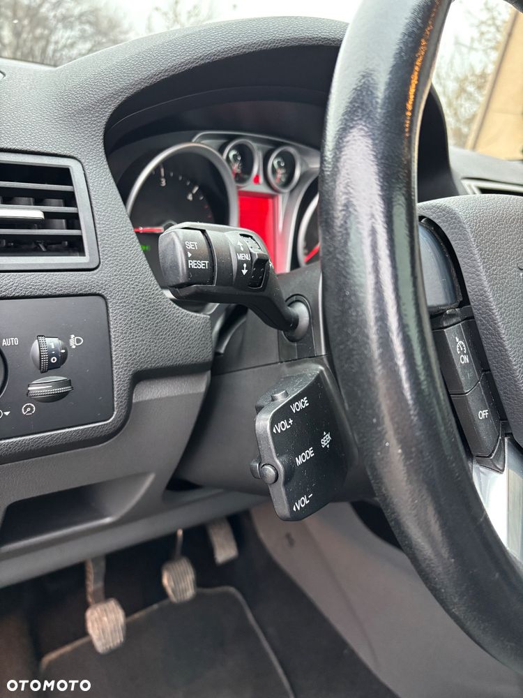 Ford Kuga 2.0 TDCi 4x4 Titanium - 20