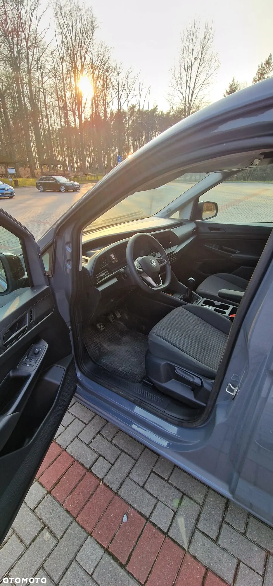 Volkswagen Caddy - 5