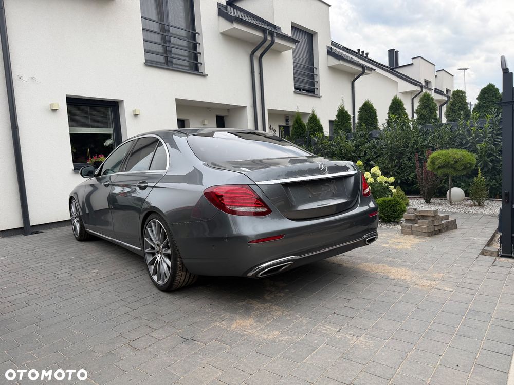 Mercedes-Benz Klasa E 350 d 9G-TRONIC Exclusive - 12