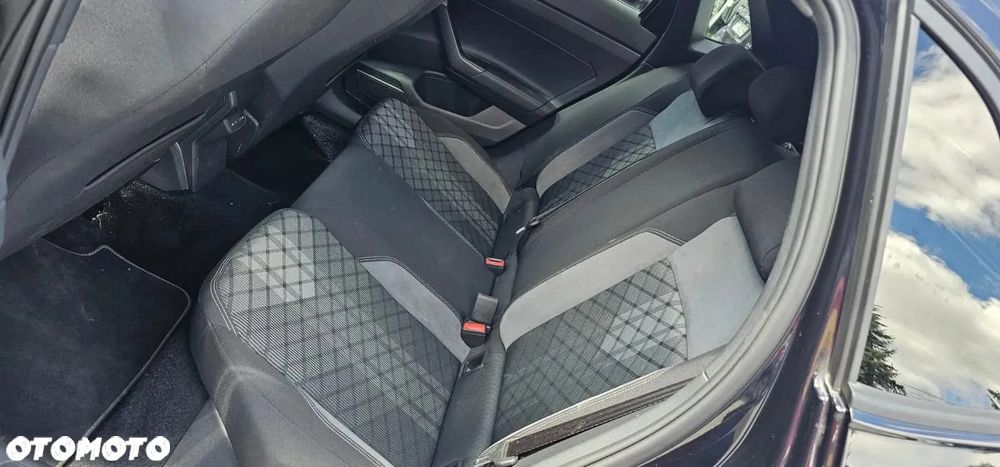 Volkswagen Polo 1.0 TSI R-Line - 18