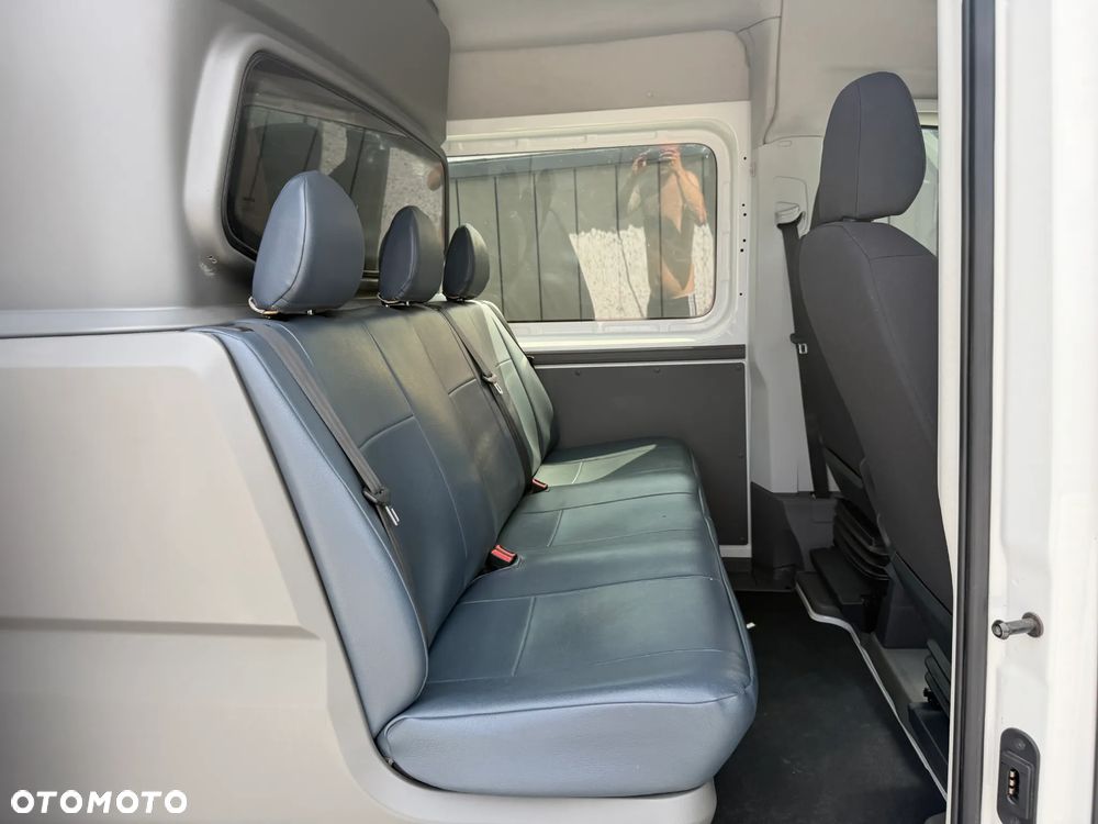 Volkswagen Crafter 2.0 TDI 177 KM Brygadówka 5 osobowa L4H2 - 14