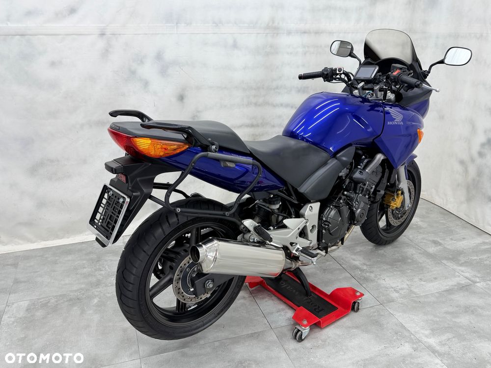 Honda CBF - 3
