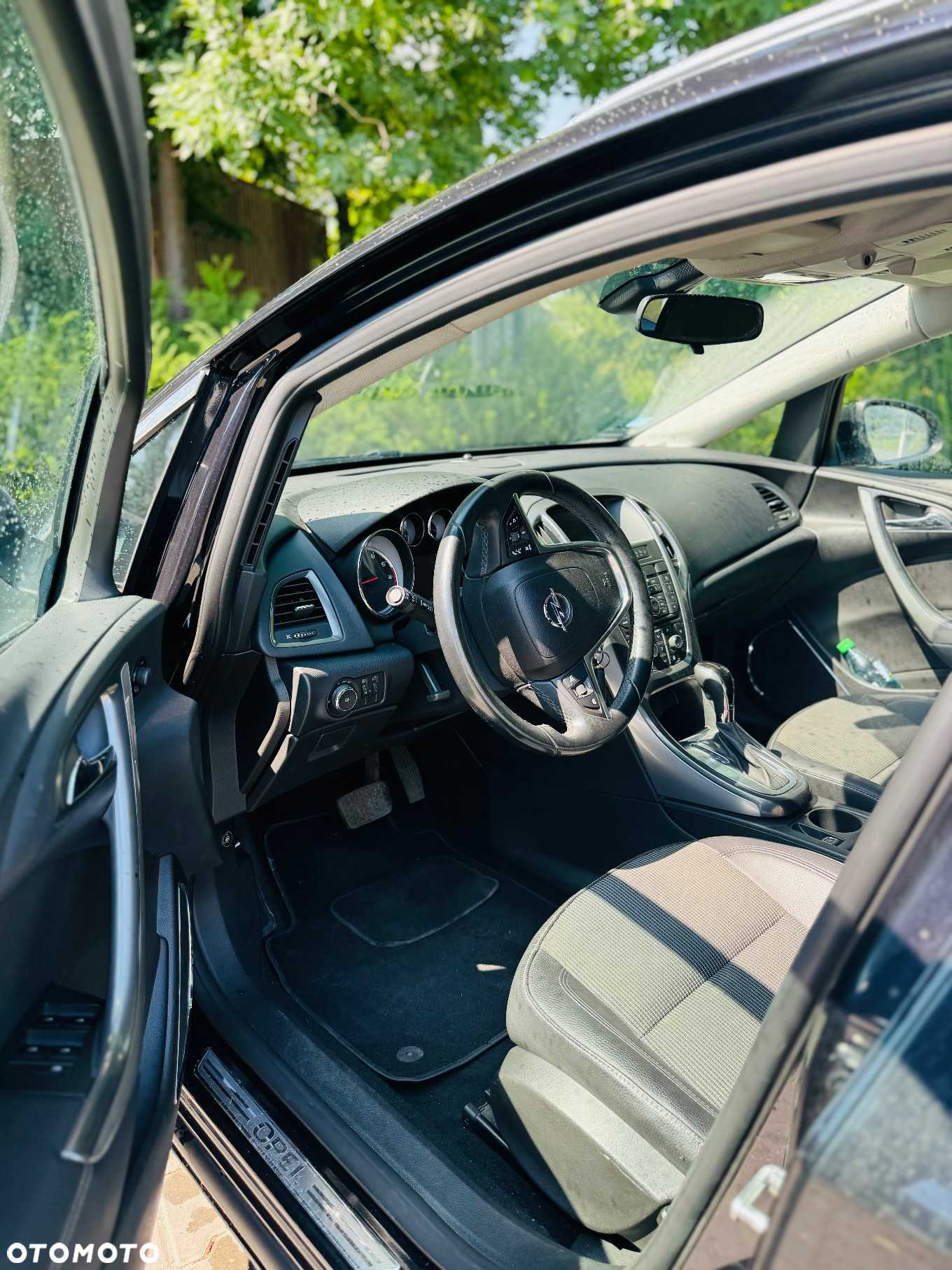 Opel Astra IV GTC 1.4 T Sport - 5