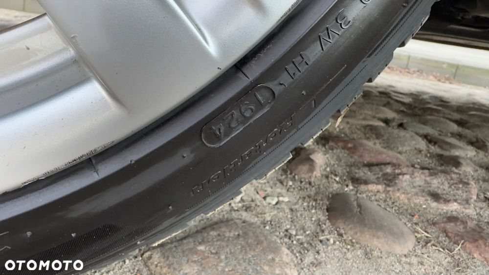 BMW X1 sDrive18d xLine - 27